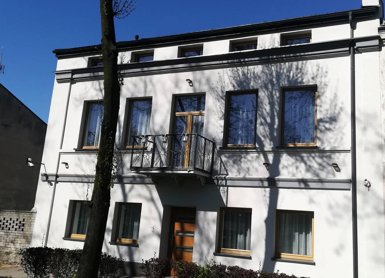 Hotel Inner City Kutno Esterno foto